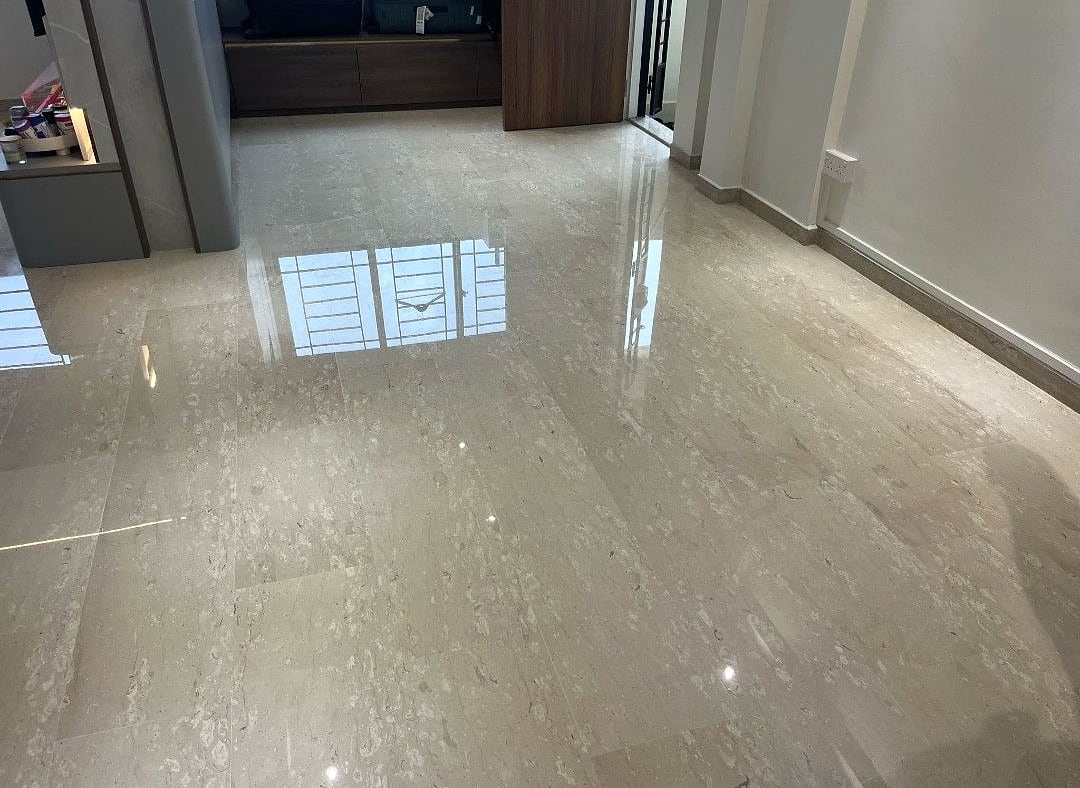 Marble floor with restored and refined joint lines