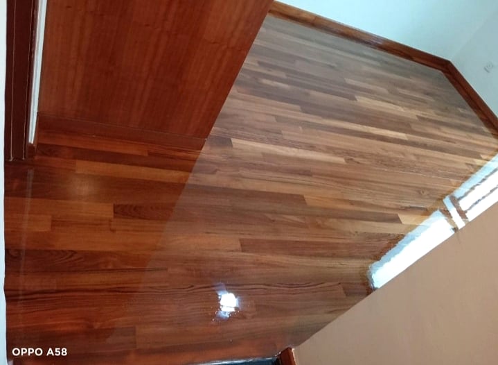 Wood floor threshold and skirting edge finished neatly